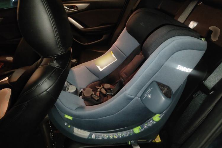 Used Mazda CX-4 2018 2.0L Automatic Two-Wheel Drive Blue Sky Dynamic Version China V Standard Left Rear Seat