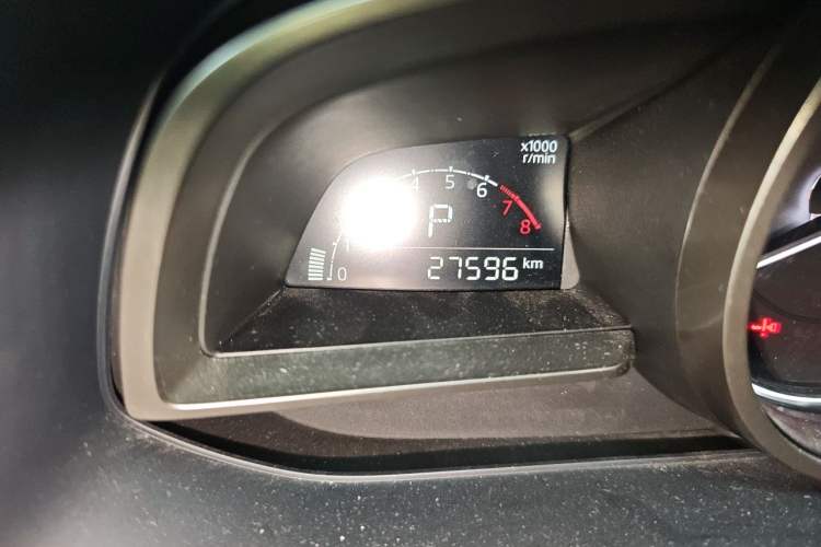 Used Mazda CX-4 2018 2.0L Automatic Two-Wheel Drive Blue Sky Premium Upgrade Version China VI Standard Odometer Close Up