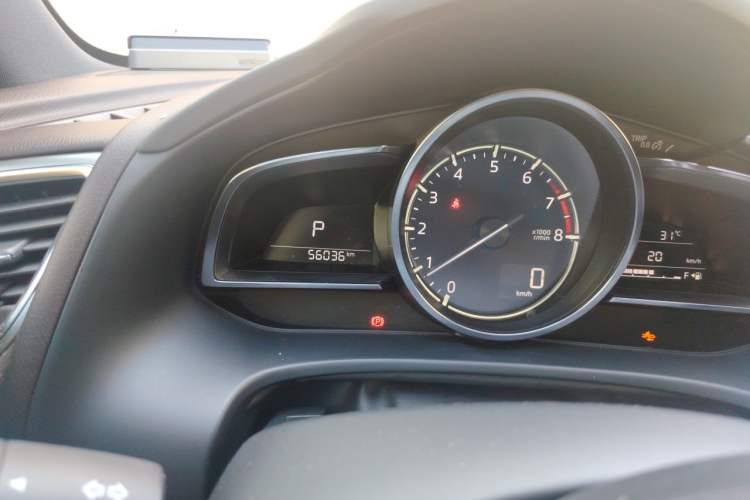 Used Mazda CX-4 2018 2.0L Automatic Two-Wheel Drive Blue Sky Leading Edition China V Standard Odometer Close Up