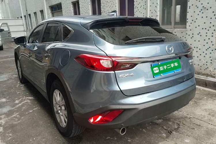 Used Mazda CX-4 2018 2.0L Automatic Two-Wheel Drive Blue Sky Dynamic Version China VI Standard Rear Left 45 Deg