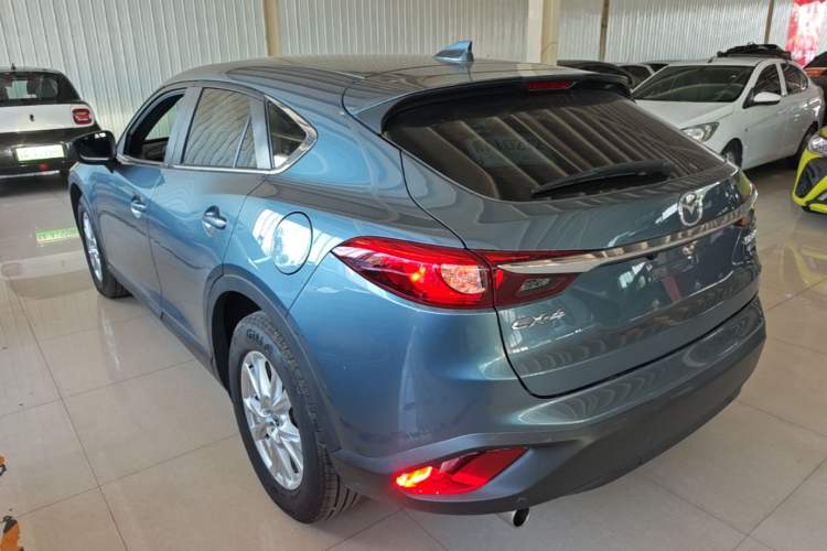 Used Mazda CX-4 2018 2.0L Automatic Two-Wheel Drive Blue Sky Dynamic Version China VI Standard Rear Left 45 Deg