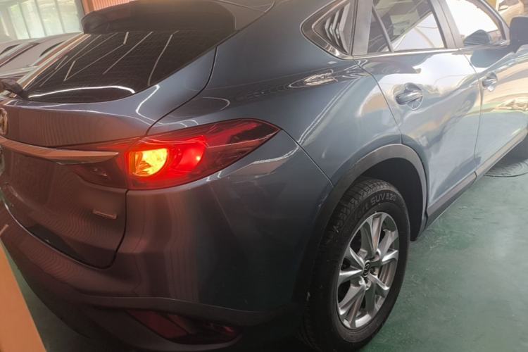 Used Mazda CX-4 2018 2.0L Automatic Two-Wheel Drive Blue Sky Dynamic Version China V Standard Rear Right 45 Deg