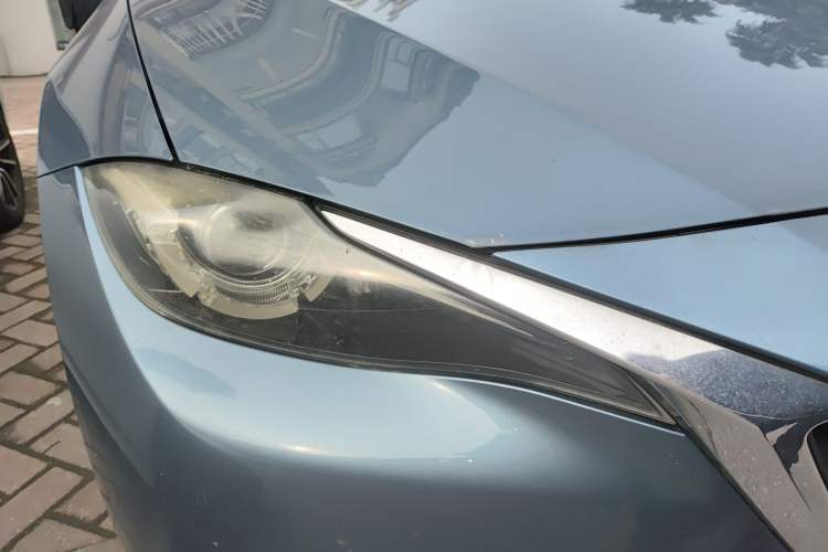 Used Mazda CX-4 2018 2.0L Automatic Two-Wheel Drive Blue Sky Dynamic Version China V Standard Right Front Headlight