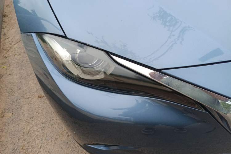 Used Mazda CX-4 2018 2.0L Automatic Two-Wheel Drive Blue Sky Dynamic Version China V Standard Right Front Headlight