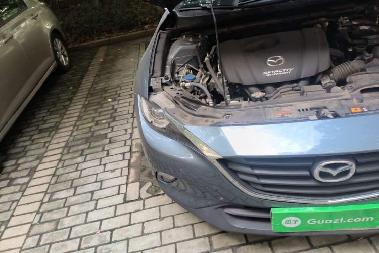 Used Mazda CX-4 2018 2.0L Automatic Two-Wheel Drive Blue Sky Dynamic Version China VI Standard Right Front Headlight