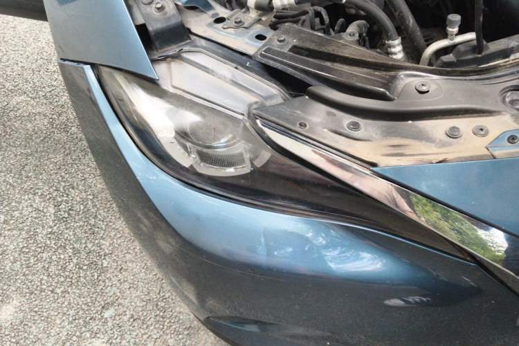 Used Mazda CX-4 2018 2.0L Automatic Two-Wheel Drive Blue Sky Dynamic Version China V Standard Right Front Headlight
