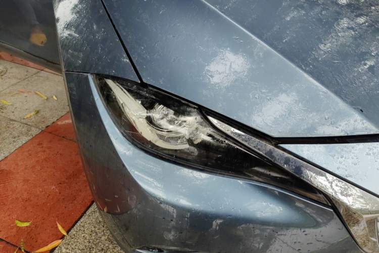 Used Mazda CX-4 2018 2.0L Automatic Two-Wheel Drive Blue Sky Luxury Edition Right Front Headlight