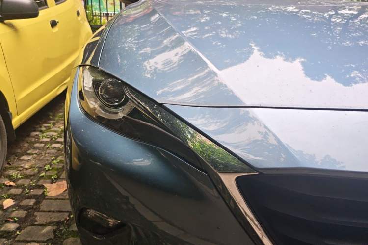Used Mazda CX-4 2018 2.0L Automatic Two-Wheel Drive Blue Sky Dynamic Version China V Standard Right Front Headlight