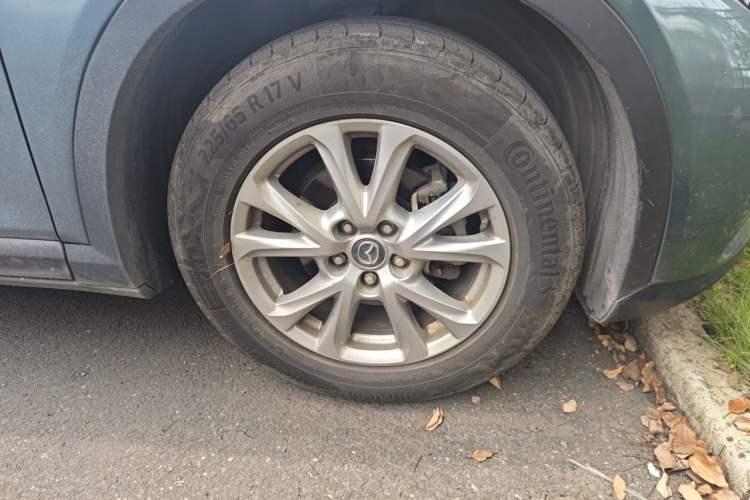 Used Mazda CX-4 2018 2.0L Automatic Two-Wheel Drive Blue Sky Dynamic Version China VI Standard Right Front Wheel Hub