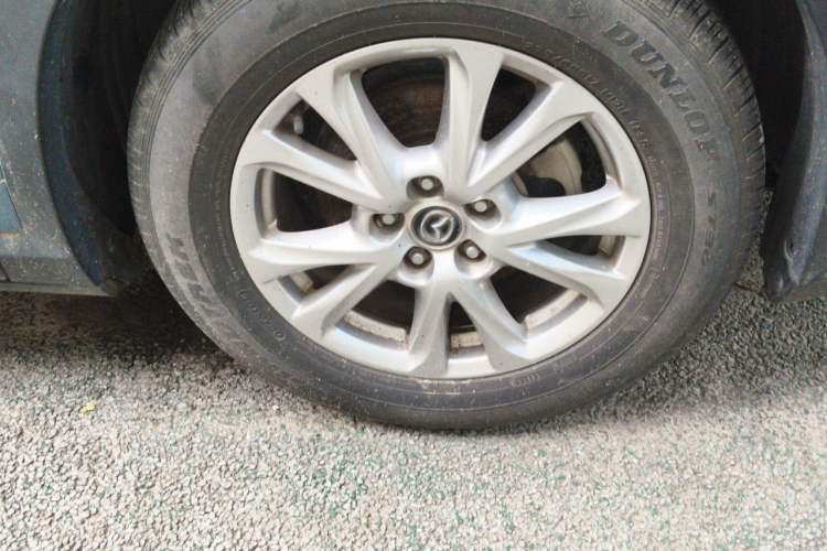 Used Mazda CX-4 2018 2.0L Automatic Two-Wheel Drive Blue Sky Dynamic Version China V Standard Right Front Wheel Hub