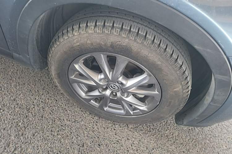 Used Mazda CX-4 2018 2.0L Automatic Two-Wheel Drive Blue Sky Premium Upgrade Version China VI Standard Right Front Wheel Hub