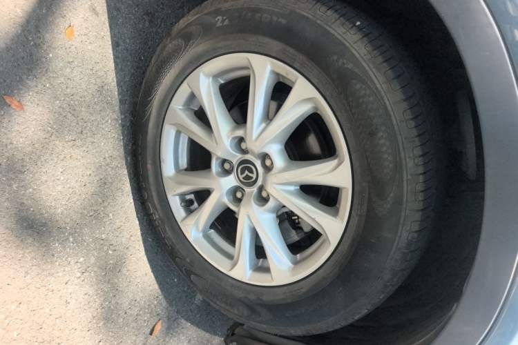 Used Mazda CX-4 2018 2.0L Automatic Two-Wheel Drive Blue Sky Dynamic Version China V Standard Right Front Wheel Hub