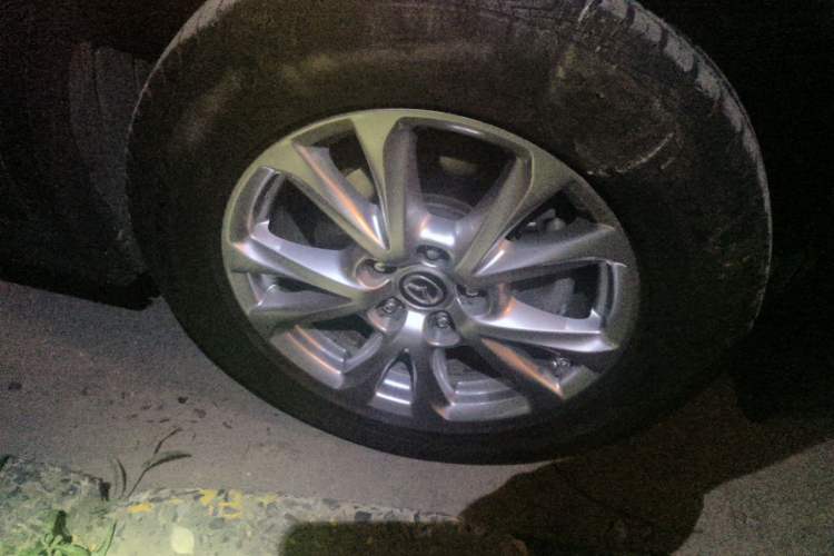 Used Mazda CX-4 2018 2.0L Automatic Two-Wheel Drive Blue Sky Dynamic Version China V Standard Right Front Wheel Hub