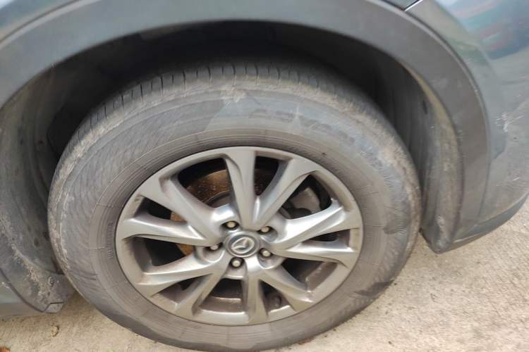 Used Mazda CX-4 2018 2.0L Automatic Two-Wheel Drive Blue Sky Premium Upgrade Version China VI Standard Right Front Wheel Hub
