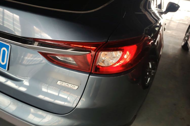 Used Mazda CX-4 2018 2.0L Automatic Two-Wheel Drive Blue Sky Luxury Edition Right Rear Taillight