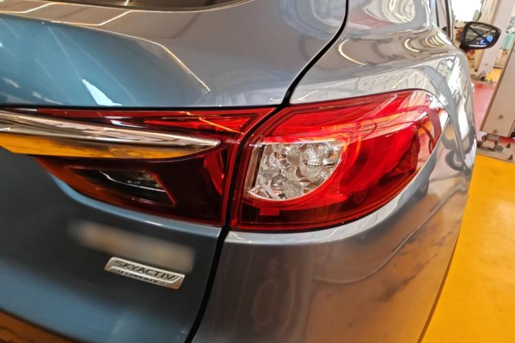 Used Mazda CX-4 2018 2.0L Automatic Two-Wheel Drive Blue Sky Dynamic Version China V Standard Right Rear Taillight