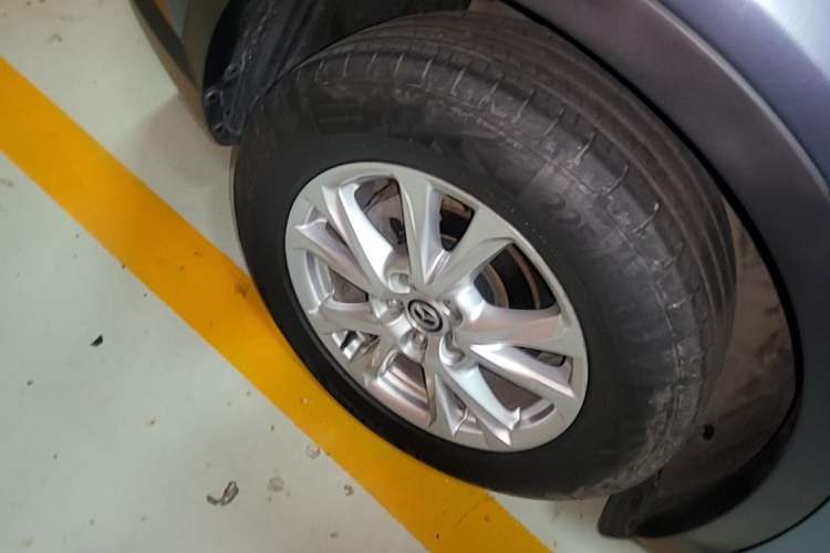 Used Mazda CX-4 2018 2.0L Automatic Two-Wheel Drive Blue Sky Dynamic Version China V Standard Right Rear Wheel Hub