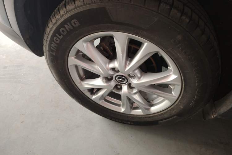 Used Mazda CX-4 2018 2.0L Automatic Two-Wheel Drive Blue Sky Luxury Edition Right Rear Wheel Hub