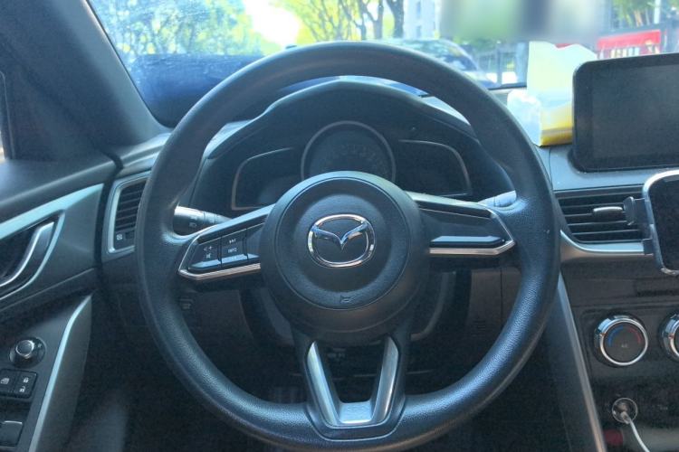 Used Mazda CX-4 2018 2.0L Automatic Two-Wheel Drive Blue Sky Dynamic Version China V Standard Steering Wheel