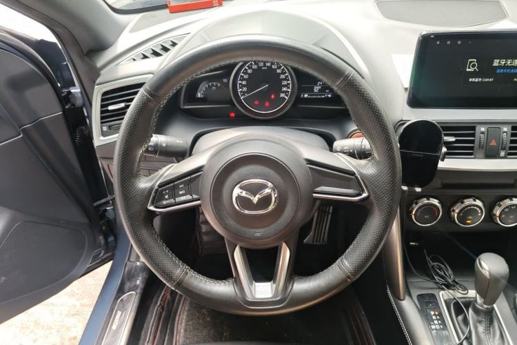 Used Mazda CX-4 2018 2.0L Automatic Two-Wheel Drive Blue Sky Dynamic Version China V Standard Steering Wheel