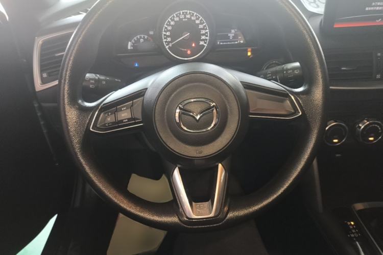 Used Mazda CX-4 2018 2.0L Automatic Two-Wheel Drive Blue Sky Dynamic Version China V Standard Steering Wheel