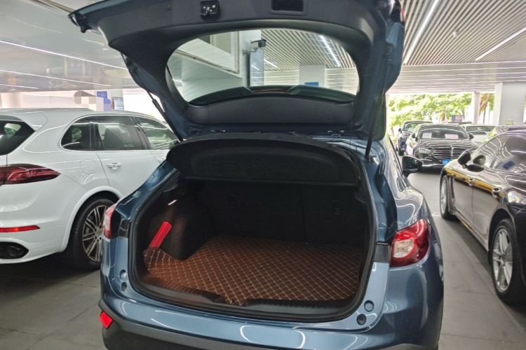 Used Mazda CX-4 2018 2.0L Automatic Two-Wheel Drive Blue Sky Premium Upgrade Version China VI Standard Trunk