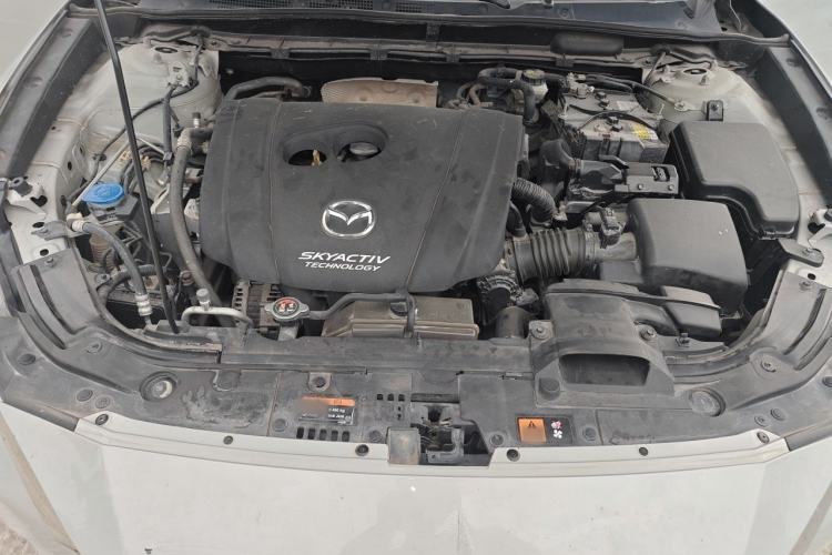 Used Mazda CX-4 2018 2.0L Automatic Two-Wheel Drive Blue Sky Dynamic Version China V Standard Engine Bay