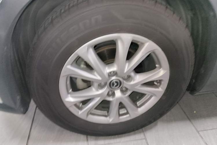 Used Mazda CX-4 2018 2.0L Automatic Two-Wheel Drive Blue Sky Dynamic Version China V Standard Exterior 4