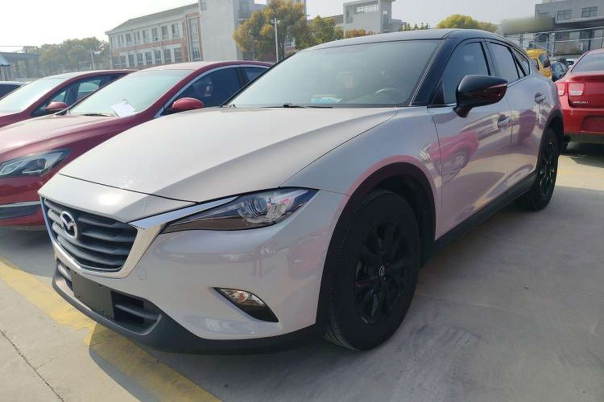 Used Mazda CX-4 2018 2.0L Automatic Two-Wheel Drive Blue Sky Dynamic Version China VI Standard Front Left 45 Deg
