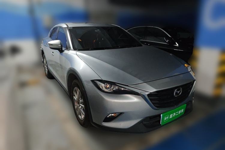 Used Mazda CX-4 2018 2.0L Automatic Two-Wheel Drive Blue Sky Dynamic Version China V Standard Front Right 45 Deg