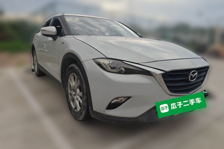 Used Mazda CX-4 2018 2.0L Automatic Two-Wheel Drive Blue Sky Dynamic Version China V Standard Front Right 45 Deg