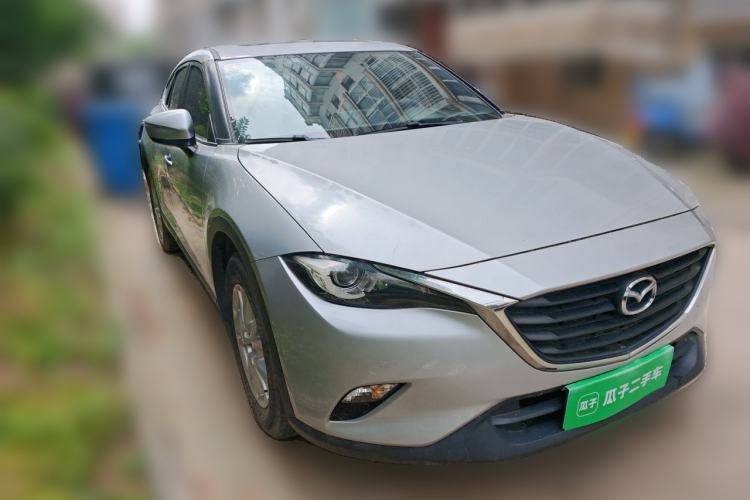 Used Mazda CX-4 2018 2.0L Automatic Two-Wheel Drive Blue Sky Dynamic Version China V Standard Front Right 45 Deg