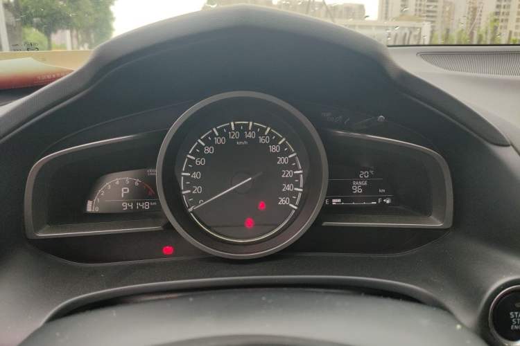 Used Mazda CX-4 2018 2.0L Automatic Two-Wheel Drive Blue Sky Dynamic Version China V Standard Instrument Cluster