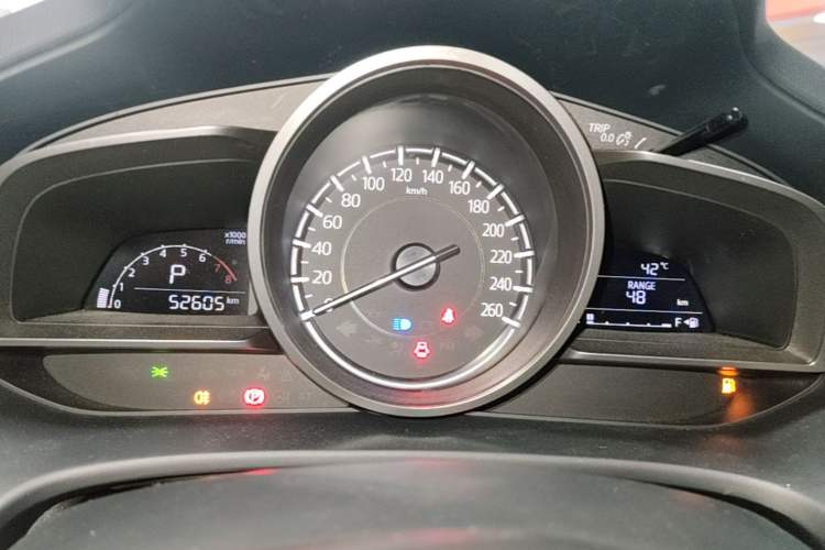 Used Mazda CX-4 2018 2.0L Automatic Two-Wheel Drive Blue Sky Dynamic Version China V Standard Instrument Cluster