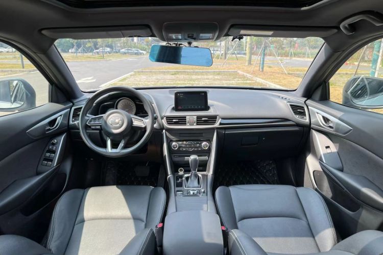 Used Mazda CX-4 2018 2.0L Automatic Two-Wheel Drive Blue Sky Exploration Version China V Standard Interior 1