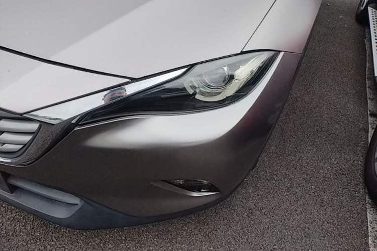 Used Mazda CX-4 2018 2.0L Automatic Two-Wheel Drive Blue Sky Luxury Edition Left Front Headlight