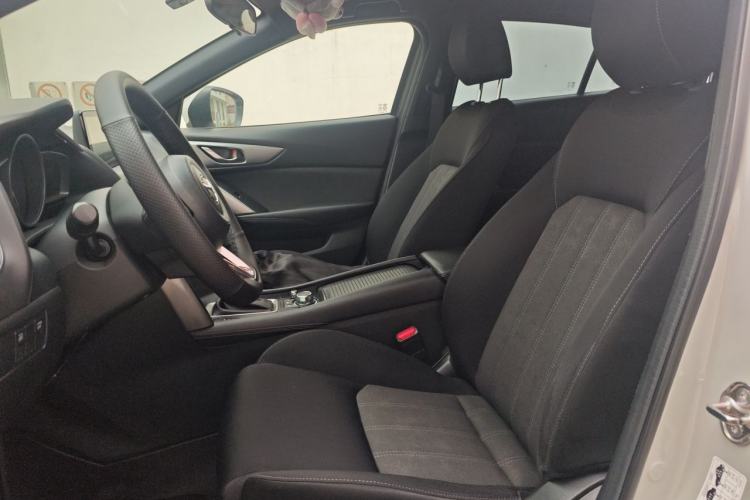Used Mazda CX-4 2018 2.0L Automatic Two-Wheel Drive Blue Sky Exploration Version China V Standard Left Front Seat