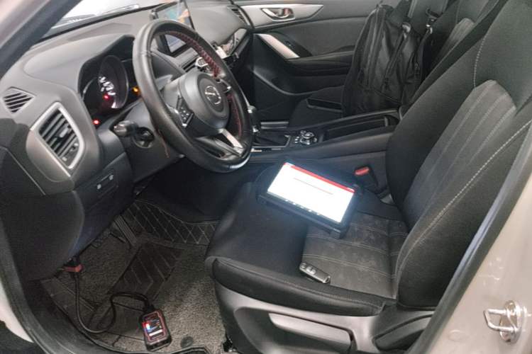 Used Mazda CX-4 2018 2.0L Automatic Two-Wheel Drive Blue Sky Dynamic Version China V Standard Left Front Seat