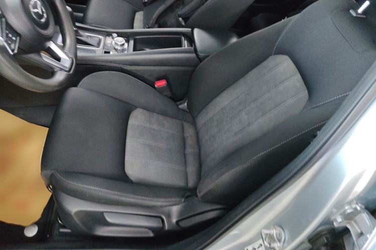 Used Mazda CX-4 2018 2.0L Automatic Two-Wheel Drive Blue Sky Dynamic Version China V Standard Left Front Seat