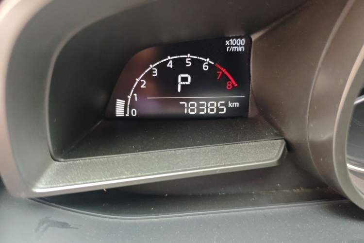 Used Mazda CX-4 2018 2.0L Automatic Two-Wheel Drive Blue Sky Exploration Version China V Standard Odometer Close Up