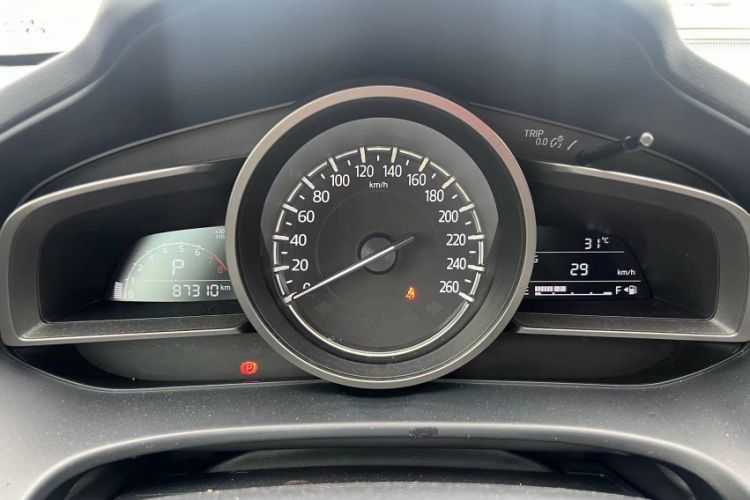 Used Mazda CX-4 2018 2.0L Automatic Two-Wheel Drive Blue Sky Exploration Version China V Standard Odometer Close Up