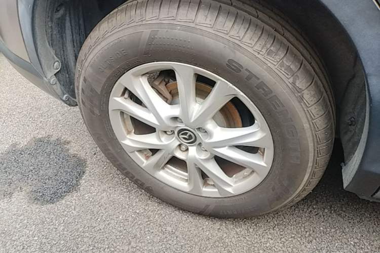Used Mazda CX-4 2018 2.0L Automatic Two-Wheel Drive Blue Sky Luxury Edition Right Rear Wheel Hub