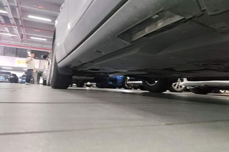 Used Mazda CX-4 2018 2.0L Automatic Two-Wheel Drive Blue Sky Dynamic Version China V Standard Right Side Sill