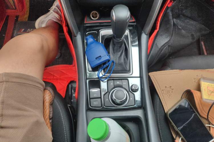 Used Mazda CX-4 2018 2.0L Automatic Two-Wheel Drive Blue Sky Exploration Version China V Standard Gear Lever