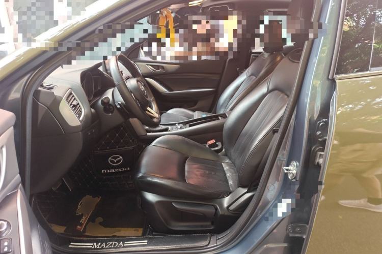 Used Mazda CX-4 2018 2.0L Automatic Two-Wheel Drive Blue Sky Dynamic Version China V Standard Left Front Seat