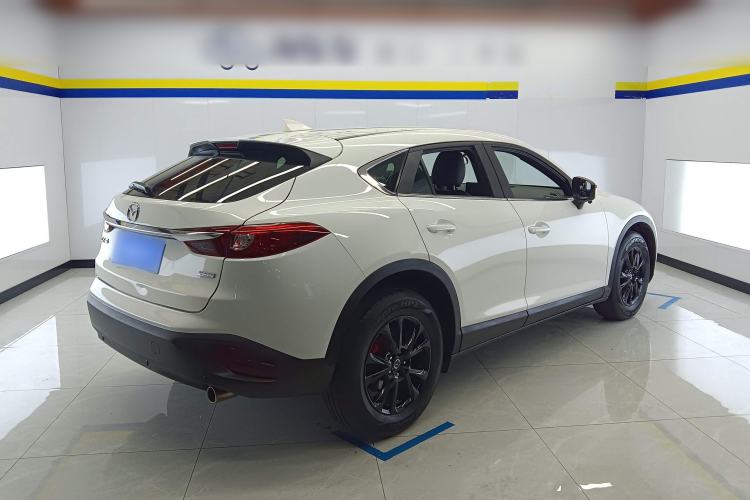 Used Mazda CX-4 2018 2.0L Automatic Two-Wheel Drive Blue Sky Dynamic Version China VI Standard Rear Right 45 Deg