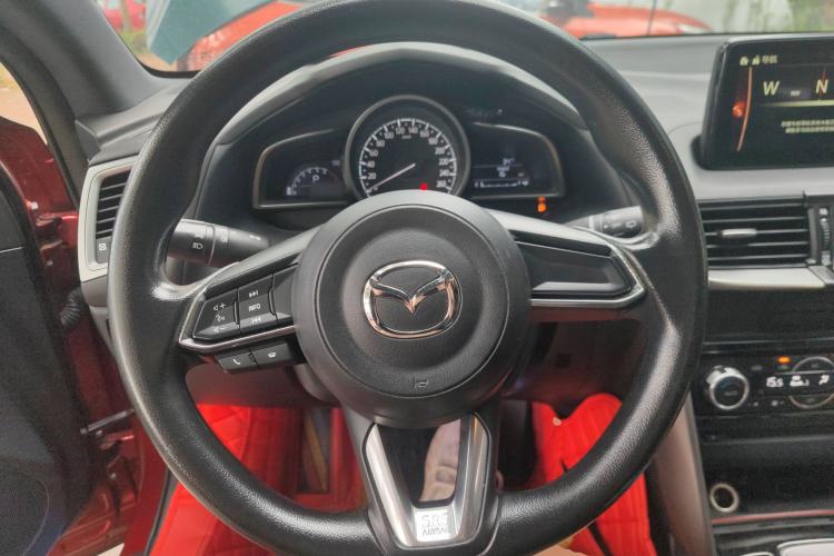Used Mazda CX-4 2018 2.0L Automatic Two-Wheel Drive Blue Sky Exploration Version China V Standard Steering Wheel