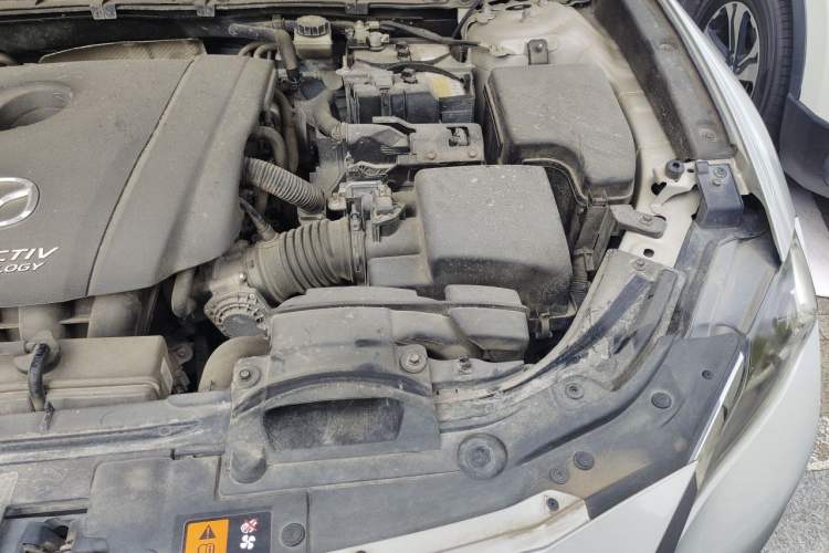 Used Mazda CX-4 2018 2.0L Automatic Two-Wheel Drive Blue Sky Exploration Version China V Standard Engine Bay Left