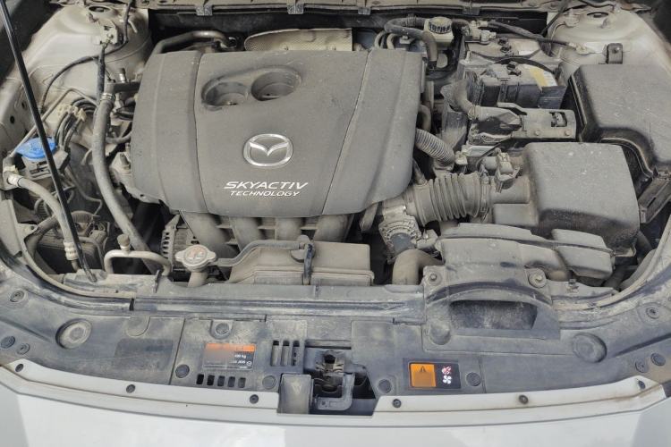 Used Mazda CX-4 2018 2.0L Automatic Two-Wheel Drive Blue Sky Exploration Version China V Standard Engine Bay