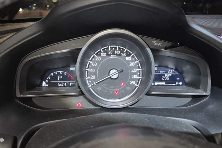 Used Mazda CX-4 2018 2.0L Automatic Two-Wheel Drive Blue Sky Luxury Edition Instrument Cluster